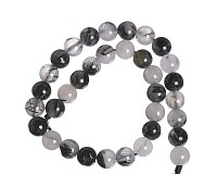 Křišťál s turmalínem, 6 mm (63 ks)